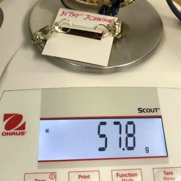 A25-NIB Betsey Johnson Rhinestone Owl Glitter Mixed Metal XOX Watch w/ Earrings - Picture 6 of 6